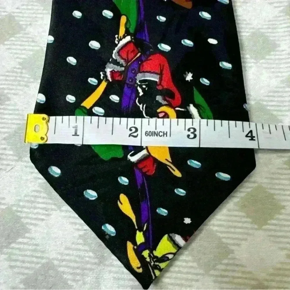 Vintage 1993 Looney Tunes Mania Christmas Neck Tie